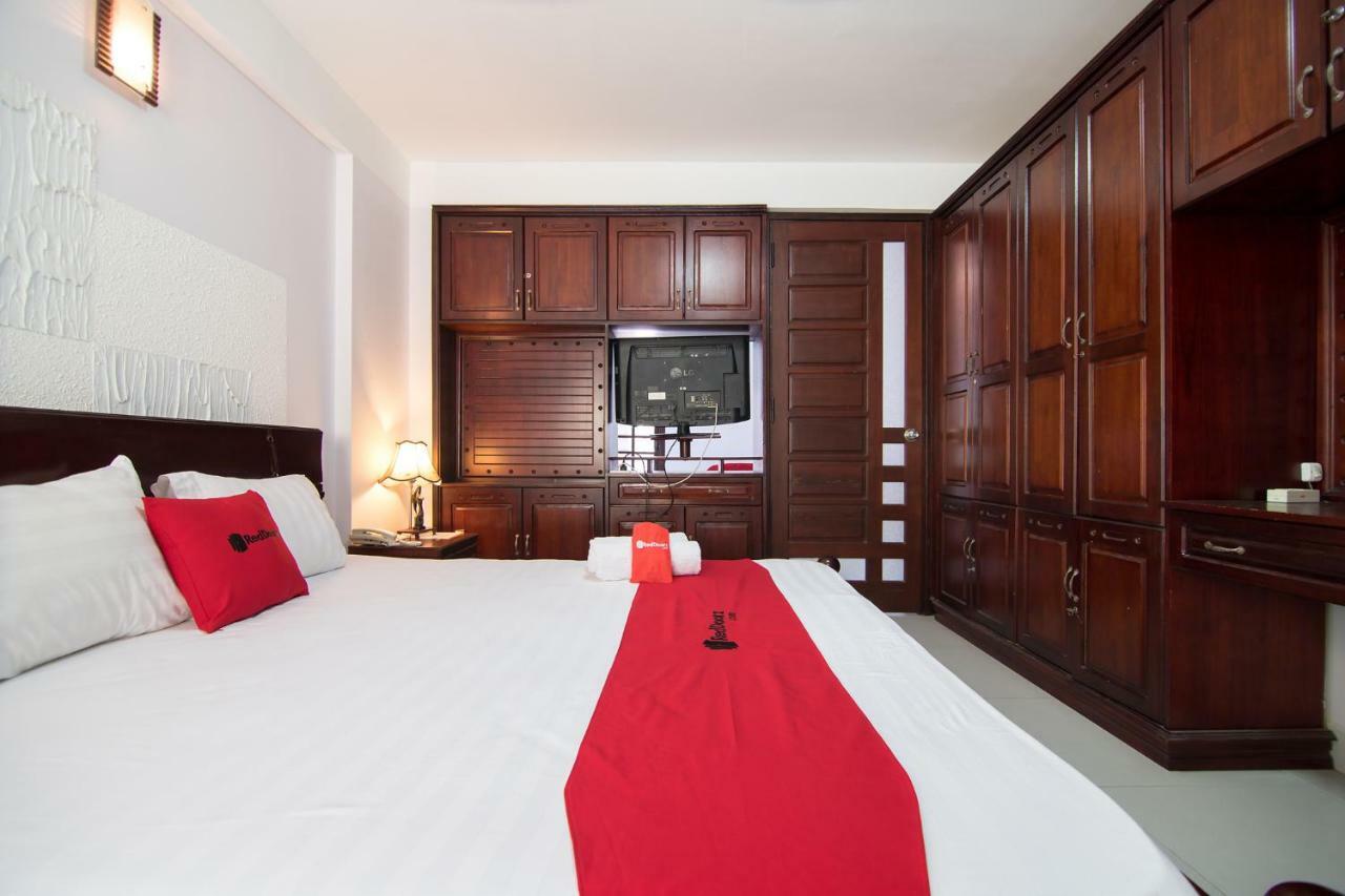 Reddoorz Near Cau Song Han 2 Danang Exterior photo