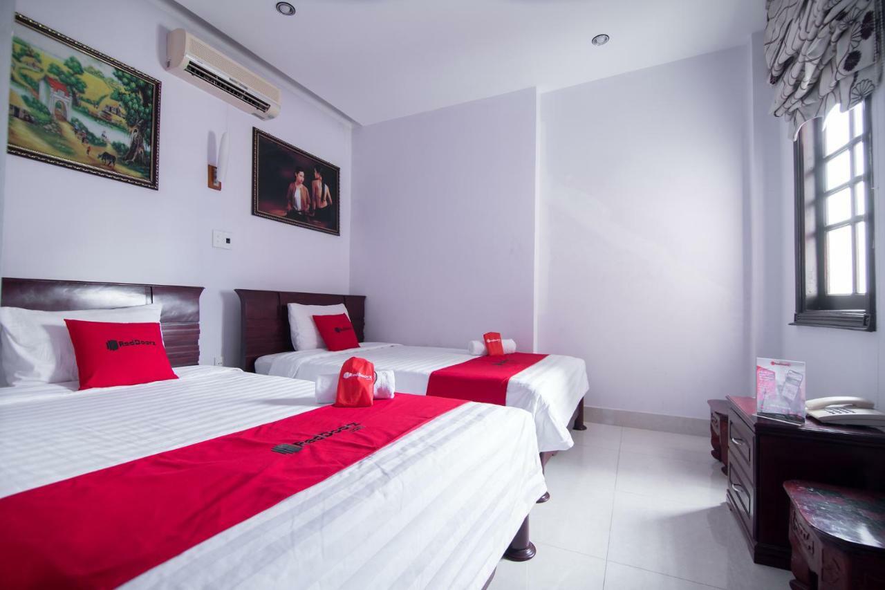 Reddoorz Near Cau Song Han 2 Danang Exterior photo