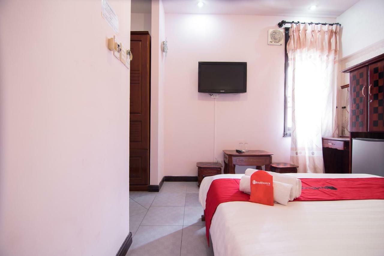 Reddoorz Near Cau Song Han 2 Danang Exterior photo